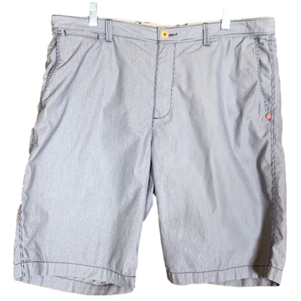Tommy Bahama blue and white pinstripe cotton shorts Size 36